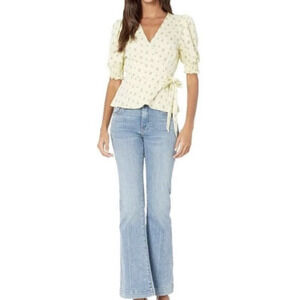 BCBGENERATION  Floral Daisy Wrap Top